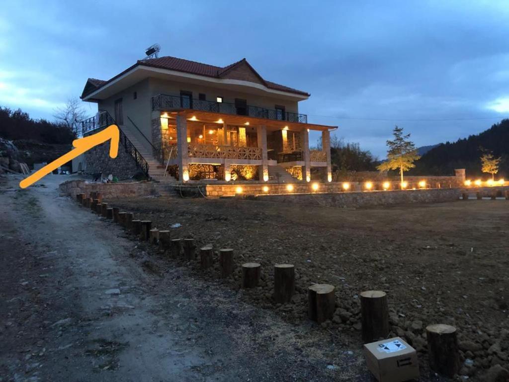 Vila Shen Maria Voskopojë Exterior foto